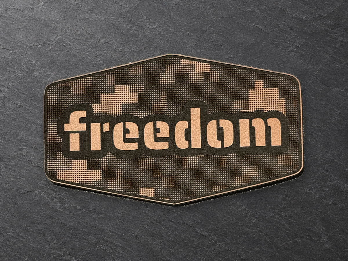 Freedom patch, dark camo hexagonal patch
